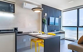 BHS Flat a beira mar 2105